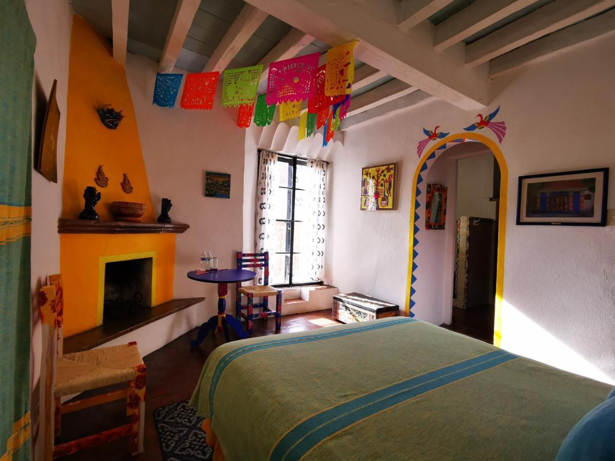 Casa De Los Espiritus Alegres By Rotamundos Гуанахуато Номер фото